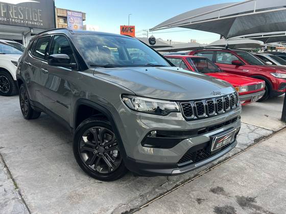 JEEP COMPASS 1.3 T270 TURBO FLEX LONGITUDE AT6